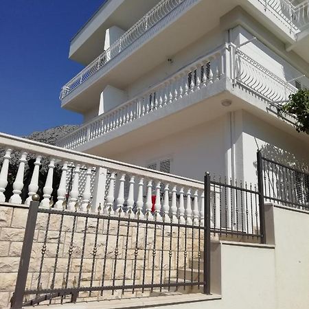 Apartment Villa Bajna Zivogosce Bagian luar foto