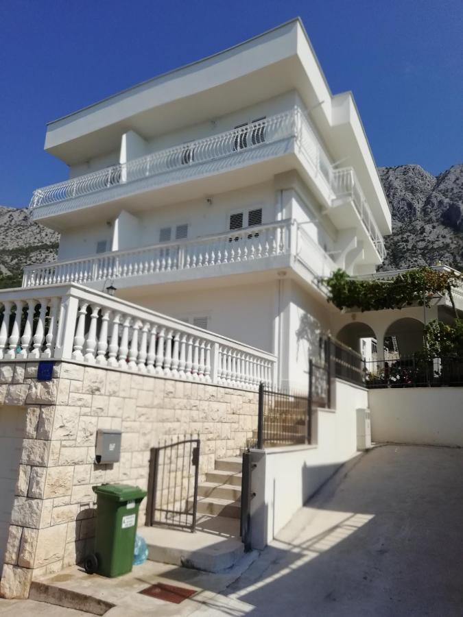 Apartment Villa Bajna Zivogosce Bagian luar foto