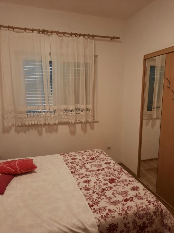 Apartment Villa Bajna Zivogosce Bagian luar foto