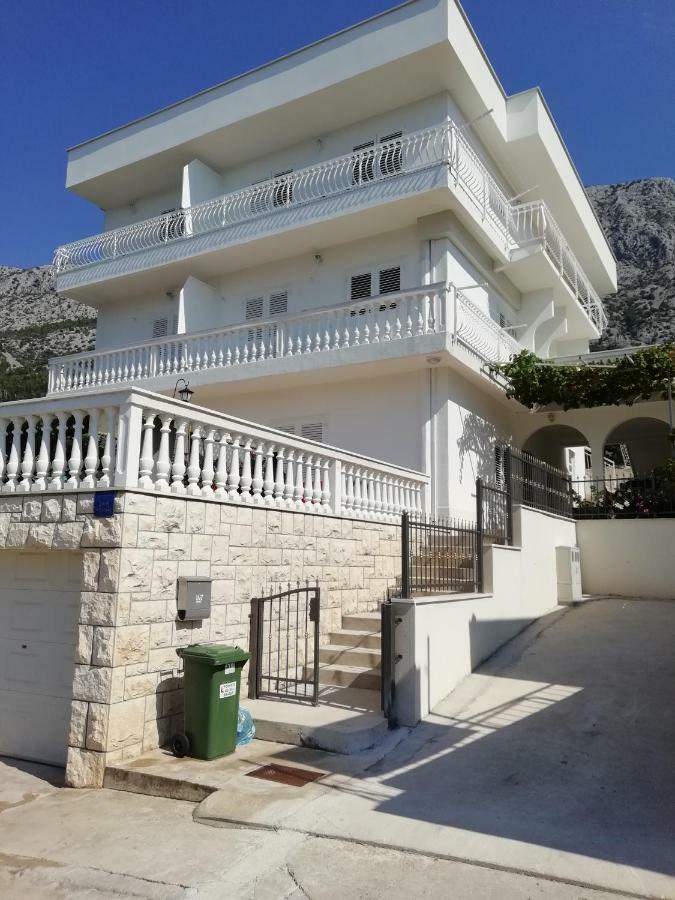Apartment Villa Bajna Zivogosce Bagian luar foto